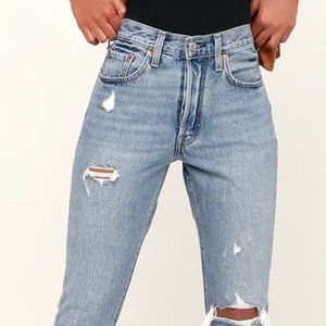 501 Skinny Distressed Jeans
